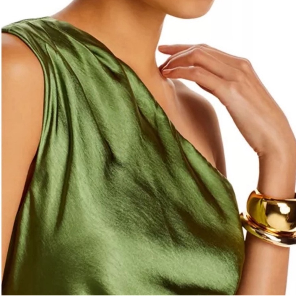 Elliatt Cassini One Shoulder Satin Dress In Fern green - Picture 2 of 16